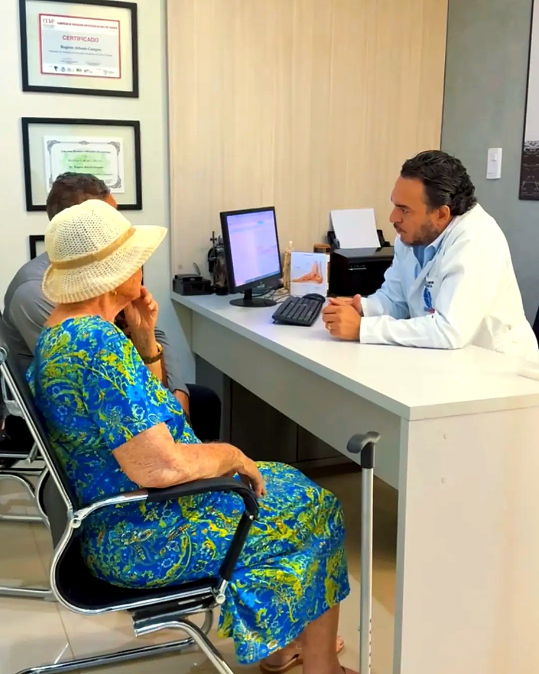 Dr. Rogério Campos: Escuta e orientação